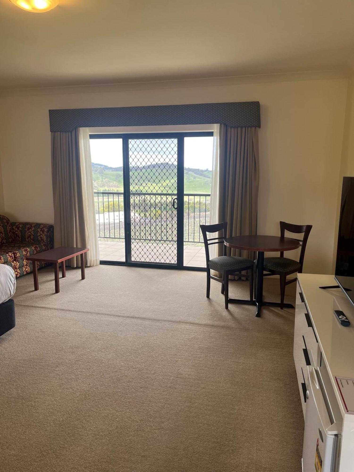 Turners Vineyard Motel オレンジ エクステリア 写真